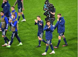 Jogadores da Escócia durante a partida contra a Croácia