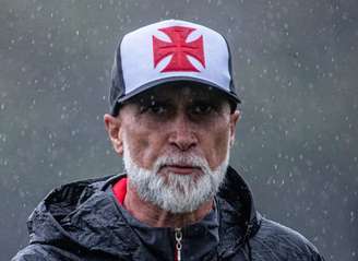 Álvaro Pacheco não é mais técnico do Vasco