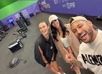 Neymar ao lado de Bruna Biancardi e Aryna Sabalenka