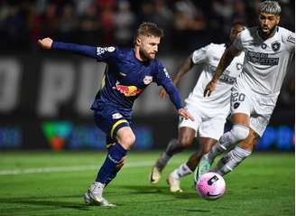 Eduardo Sasha, jogador do Red Bull Bragantino. 