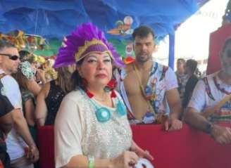 Roberta Miranda e o namorado, Daniel Torres, no Galo da Madrugada