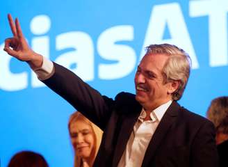 Peronista Alberto Fernández comemora vitória na eleição da Argentina
27/10/2019
REUTERS/Ricardo Moraes