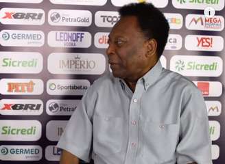 Pelé em entrevista ao 'Canal Pilhado' (Foto: Reprodução/Youtube_