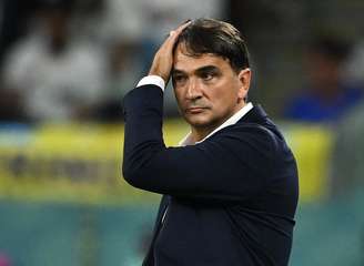 Técnico da seleção da Croácia, Zlatko Dalic, durante partida contra o Japão pelas oitavas de final da Copa do Mundo do Catar 05/12/2022 