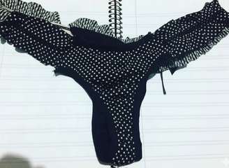 ????VEJA: Após Cristian Cravinhos negar que usou calcinha no presídio de Tremembé, autor da série expõe lingerie que foi usada pelo assassino da mãe de Suzane von Richthofen.