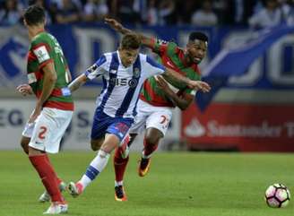 Porto ficou no empate por 1 a 1 com o Marítimo (HELDER SANTOS / AFP)
