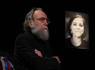 Alexander Dugin no funeral de sua filha, Darya Dugina, em Moscou