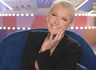 Xuxa durante as gravações de 'Xuxa, o documentário', do Globoplay