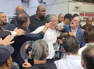 Augusto Melo discute com Romeu Tuma Júnior na votação do impeachment –