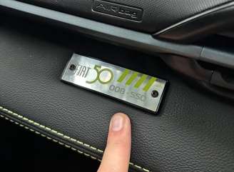 Fiat Fastback 50 anos tem placa de série limitada