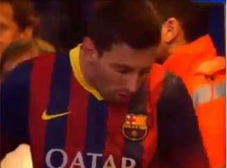 <p>Messi é flagrado com náuseas antes de enfrentar o Athletic Bilbao</p>