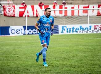 Felipe Garcia avalia partida contra o Vasco (Divulgação/Tombense)