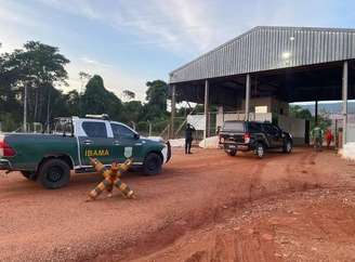 Agentes da PF e do Ibama fazem buscas em cidades do Mato Grosso em operação contra remessa ilegal de mercúrio para garimpos na Amazônia