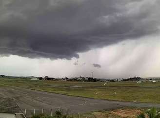 Belo Horizonte (MG), por Climaaovivo: temporal em 04/10/2022