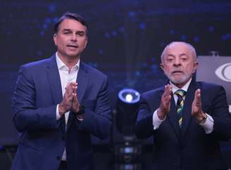 Debate entre o presidente Luiz Inácio Lula da Silva (PT) e Flávio Bolsonaro (PL) na Band