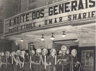 Policiais militares na época do regime militar no Brasil