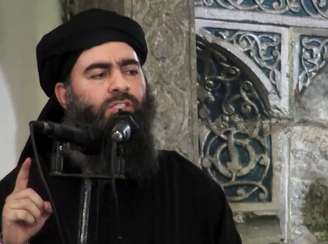 <p>O Iraque abriu uma investigação para apurar se o líder do Estado Islâmico, Abu Bakr al-Baghdadi, foi ferido ou morto durante um bombardeio norte-americano</p>