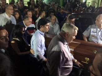 Thomaz foi enterrado no Cemitério Municipal de Pindamonhangaba, nesta sexta-feira