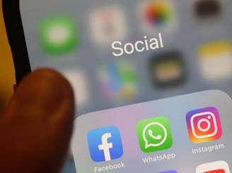 Facebook, WhatsApp e Instagram ficaram fora do ar por volta de seis horas