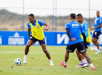 Kanu em treino pelo Bahia. 