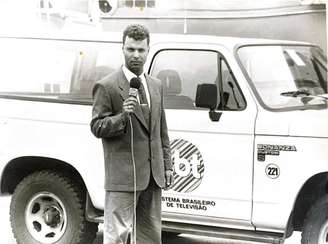 Carlos Cavalcante como repórter no SBT