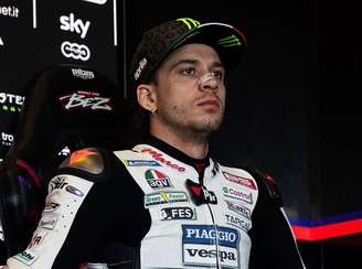 Bezzecchi caiu na primeira volta do GP de San Marino quando liderava a corrida em Misano.