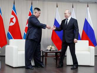 Líder da Coreia do Norte, Kim Jong-un, e o presidente da Rússia, Vladimir Putin