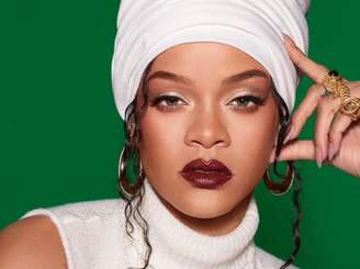 Depois de um tempo afastada da música, Rihanna retorna em grande estilo