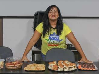 Angélica Nobre, da periferia do Recife, ensina culinária sustentável, com o aproveitamento integral dos alimentos