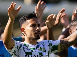 Alanzinho está sem clube depois de deixar o Moreirense, de Portugal –