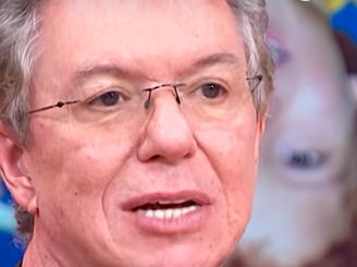 Surreal: Boninho conta história de como Silvio Santos “roubou” o "Big Brother"