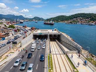 Imagem mostra entrada e saída do túnel que vai ligar Santos e Guarujá
