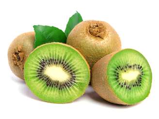 O kiwi tem propriedades antioxidantes, anti-inflamatórias, antiagregantes plaquetárias, redutoras de triglicerídios e atividade antibacteriana.