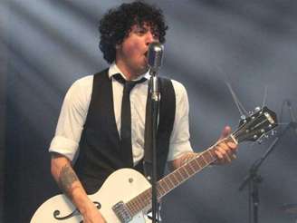 Chico Mitre, líder do grupo paulista Tokyo Savannah, que se apresenta em evento para celebrar 50 anos do centro comercial