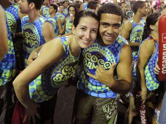 <p>Casais contam como brincam o carnaval sem entrar em conflito em Salvador</p>