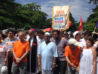 "Vivemos num estado laico, esse é o principal ponto, e não a religiosidade dele. Suas falas e convicções representam a violação dos direitos humanos, ele não tem condições de representar uma comissão tão importante", opinou Freixo