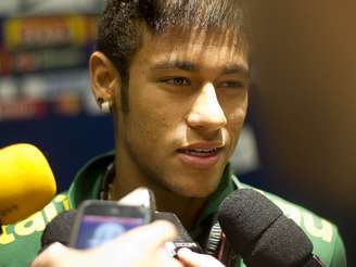 <p>Neymar negou que jogo contra Chile vá ser diferente por acontecer no Mineirão</p>
