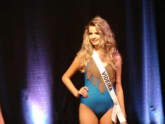 <p>Kimberly Maciel, do município de Videira, foi a vencedora do concurso Miss Santa Catarina Globo Internacional 2013, que aconteceu no último sábado</p>