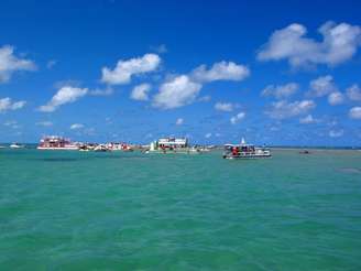 <p>Município de Cabedelo possui Ilha de Areia Vermelha, que atrai turistas à região metropolitana de João Pessoa, na Paraíba</p>