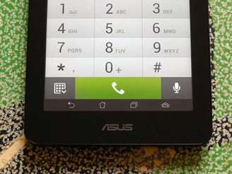 Tablet de 7 polegadas da Asus funciona também como telefone