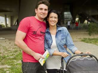 <p>Casal Aline Capote e Felipe Dias reclamou de pouca informação</p>