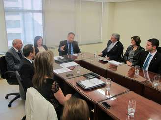 Presidente em exercício da Câmara dos Deputados, André Vargas (PT-PR), se reuniu nesta segunda-feira com representantes do Ministério Público
