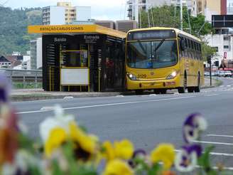 <p>Em Blumenau, prefeitura anunciou redução de R$ 0,15 na tarifa de ônibus</p>