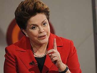 <p>Dilma Rousseff falou à nação em pronunciamento oficial</p>