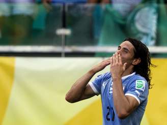 <p>Cavani fez dois gols pelo Uruguai contra a Itália</p>