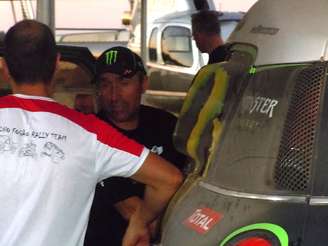 <p>Com 11 títulos no Rally Dakar, francês pode voltar ao Sertões em 2014: ''temos que falar com o chefe''</p>