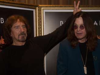 <p>Geezer Butler e Ozzy Osbourne durante coletiva de imprensa no Rio de Janeiro</p>