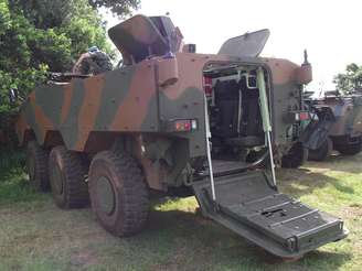 Blindado Guarani substituirá frota do Exército e está em fase final de testes