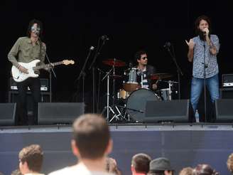 <p>Músicos do Muddy Brothers abriram o palco Smirnoff e depois aproveitaram os bastidores do festival</p>