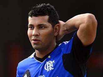 <p>André Santos foi desmentido pelo Flamengo</p>